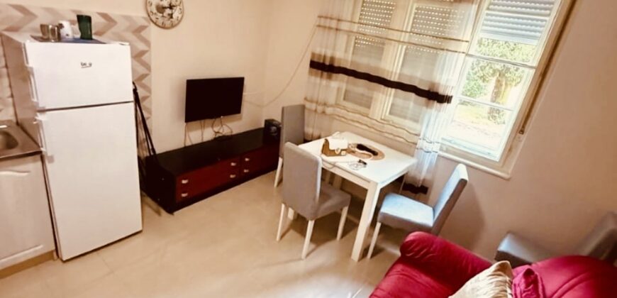 Izdaje se namještena garsonjera – 27 m² | Centar Podgorice