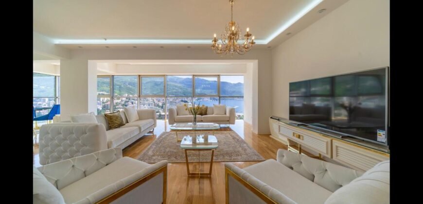 Luksuzni trosoban stan za izdavanje &ndash; Harmonia by Dukley, Zavala, Budva | 150 m&sup2;