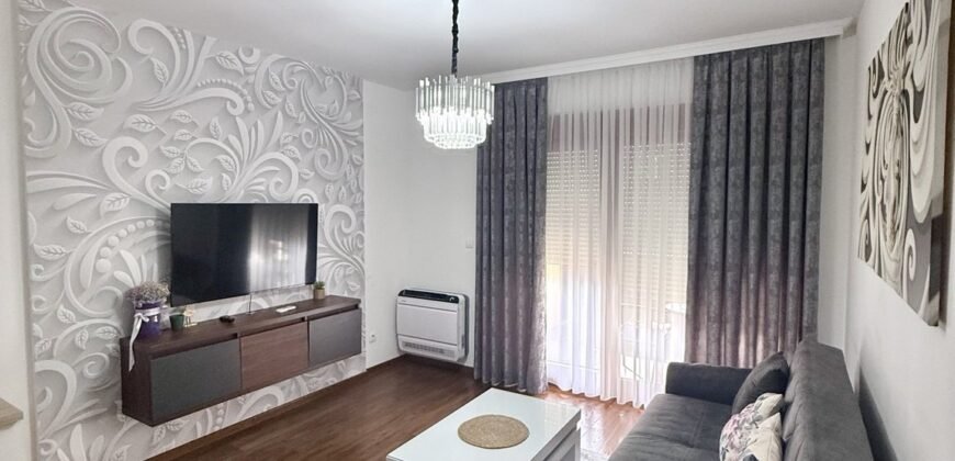 Izdaje se dvosoban stan 69 m&sup2; &ndash; Master Quart, Podgorica