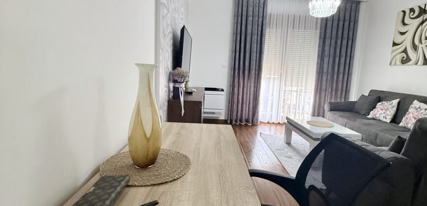Izdaje se dvosoban stan 69 m&sup2; &ndash; Master Quart, Podgorica