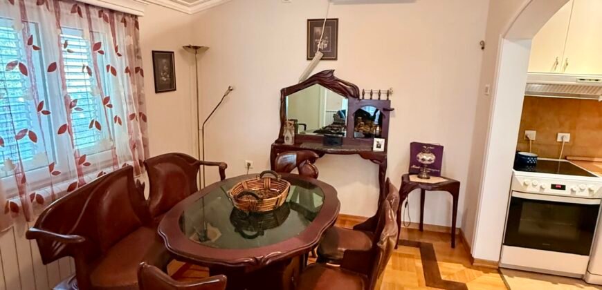 Kuća 180 m&sup2; sa imanjem 3.160 m&sup2; na prodaju &ndash; Smokovac, Podgorica