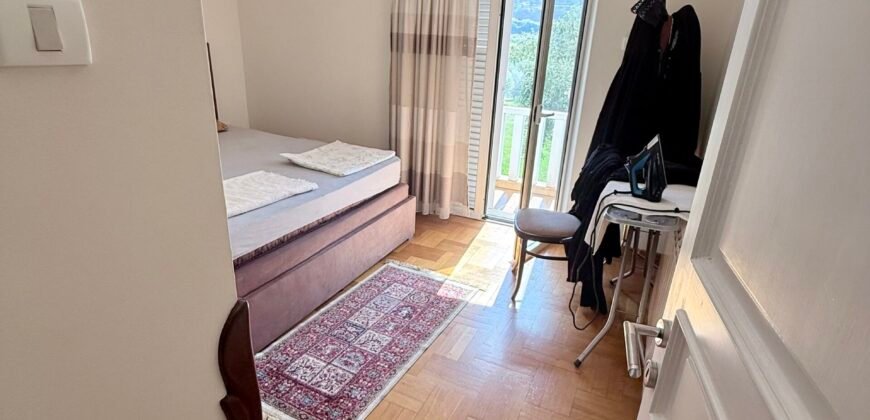 Kuća 180 m&sup2; sa imanjem 3.160 m&sup2; na prodaju &ndash; Smokovac, Podgorica