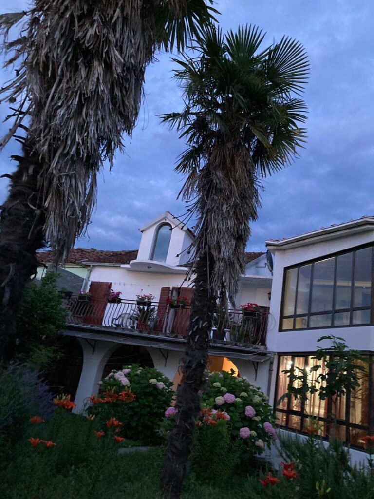 Kuća na prodaju u Staroj Varo&scaron;i, Podgorica, 315 m&sup2; na placu od 562 m&sup2;