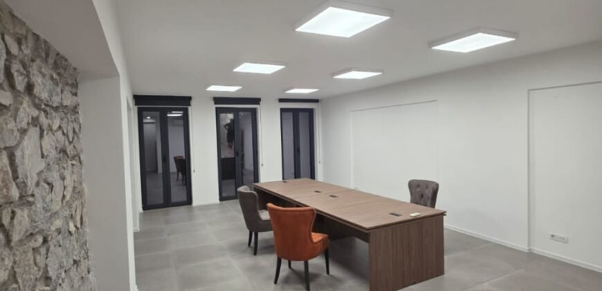 Izdaje se kancelarijski prostor 120 m&sup2; &ndash; Boke&scaron;ka, Centar Podgorica