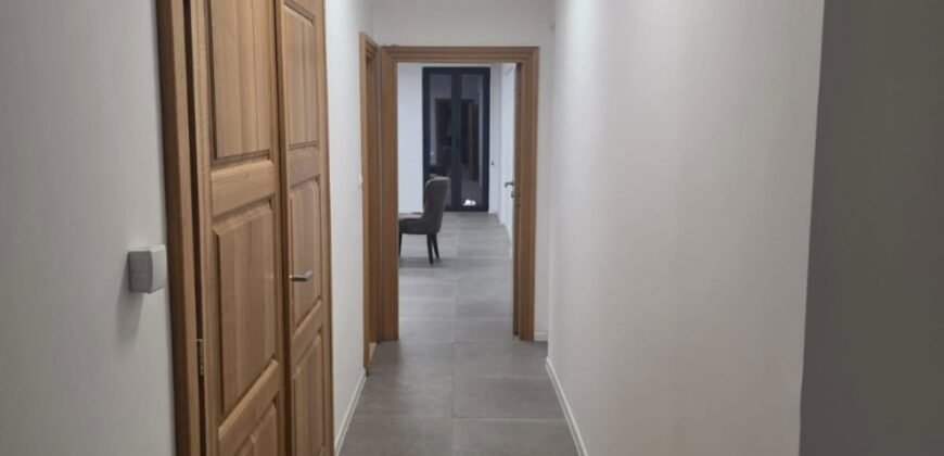 Izdaje se kancelarijski prostor 120 m&sup2; &ndash; Boke&scaron;ka, Centar Podgorica