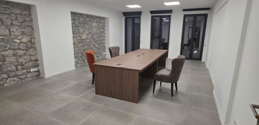 Izdaje se kancelarijski prostor 120 m&sup2; &ndash; Boke&scaron;ka, Centar Podgorica