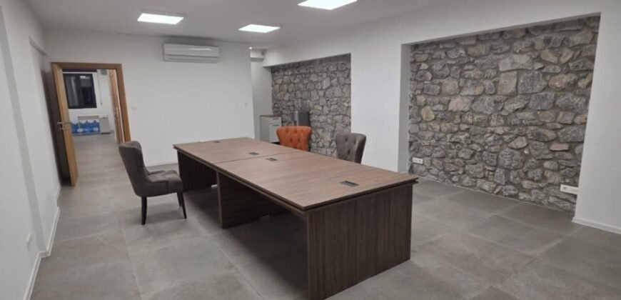 Izdaje se kancelarijski prostor 120 m&sup2; &ndash; Boke&scaron;ka, Centar Podgorica
