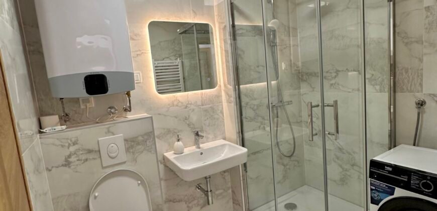 Premium Kvart &ndash; neuseljavan jednosoban stan 47 m&sup2; sa garažom | Izdavanje