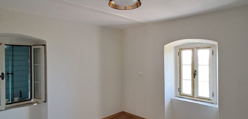 Kamena kuća na prodaju u Zagori, Kotor &ndash; 138 m&sup2;