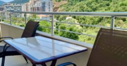 Jednosoban stan 63 m&sup2; sa dvije terase &mdash; Bečići | 650 &euro; mjesečno